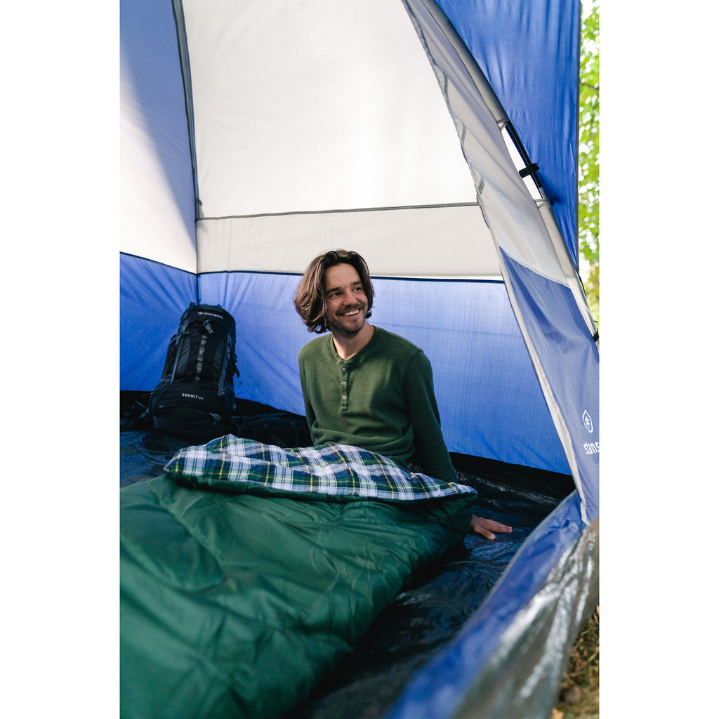 4 LB. Weekender Sleeping Bag image 10